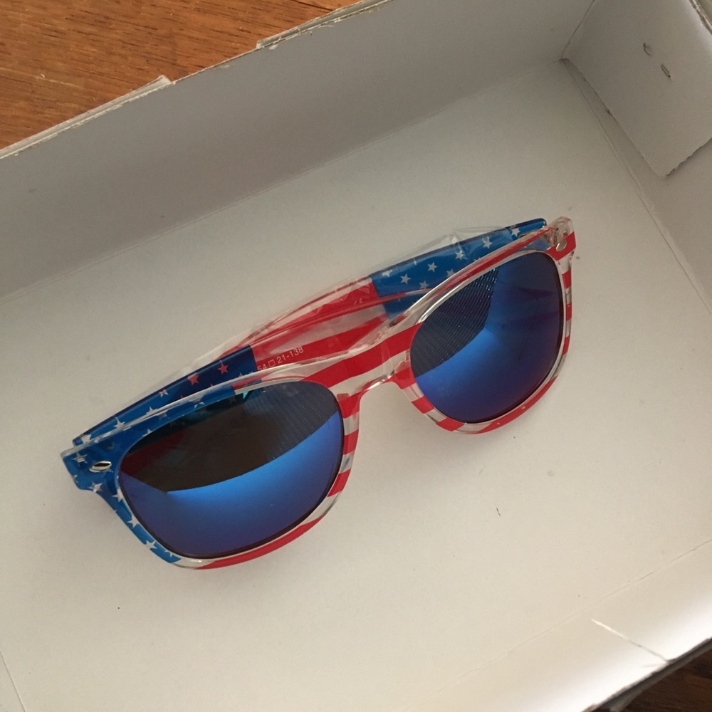 US American Flag Wayfarer Sunglasses